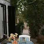 Apartment By The Sea Mirca, Brac - 2902 Supetar