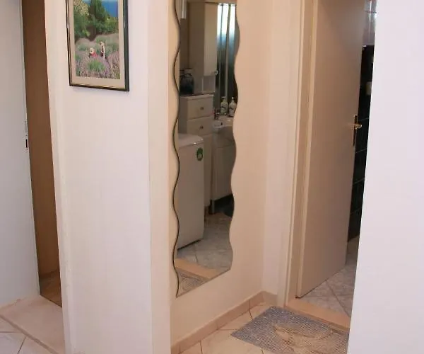 Apartament By The Sea Mirca, Brac - 2902